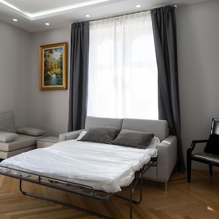 Charming 2-Room Apartment With Balcony, 15 Min To Center Vienna Esterno foto