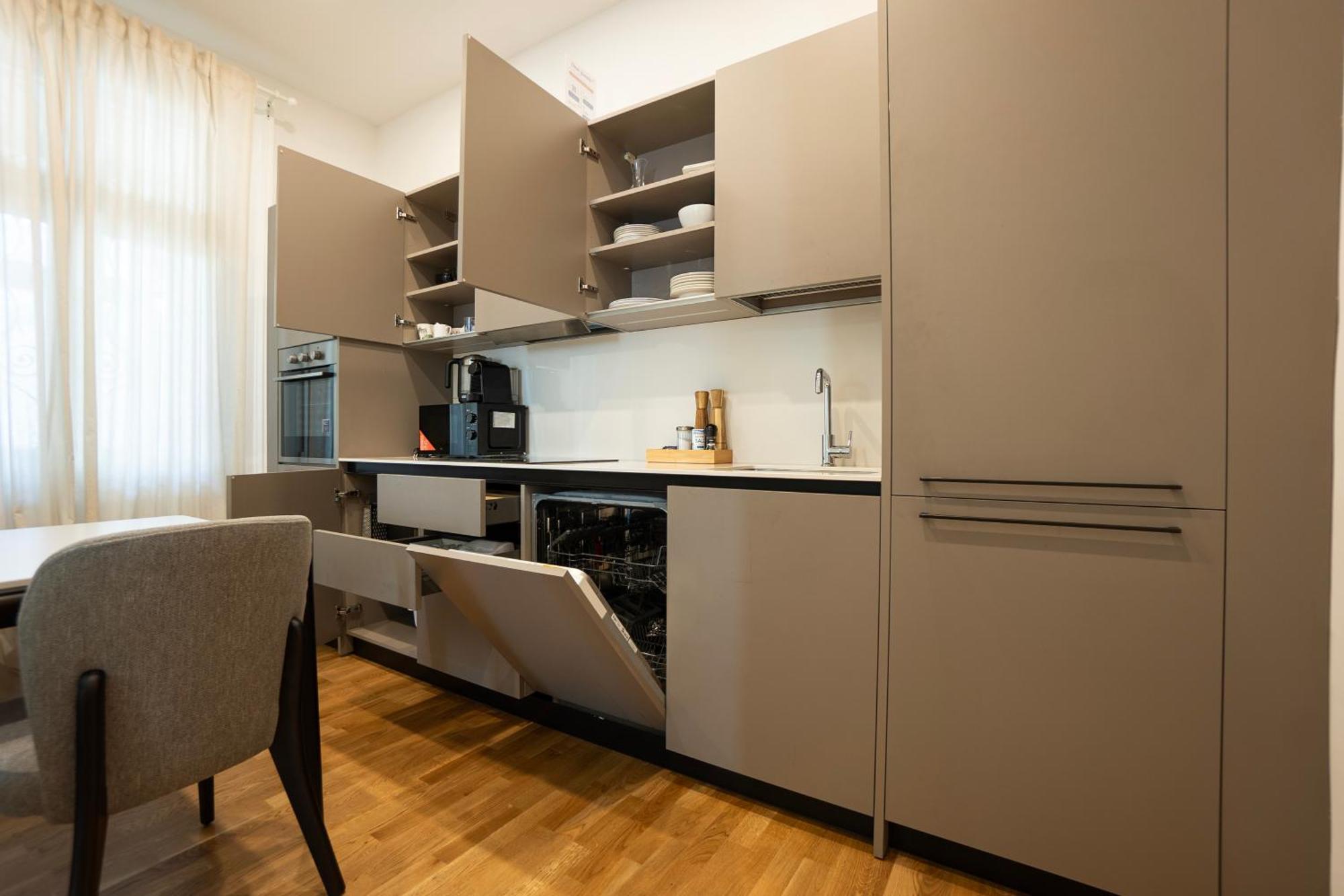 Charming 2-Room Apartment With Balcony, 15 Min To Center Vienna Esterno foto