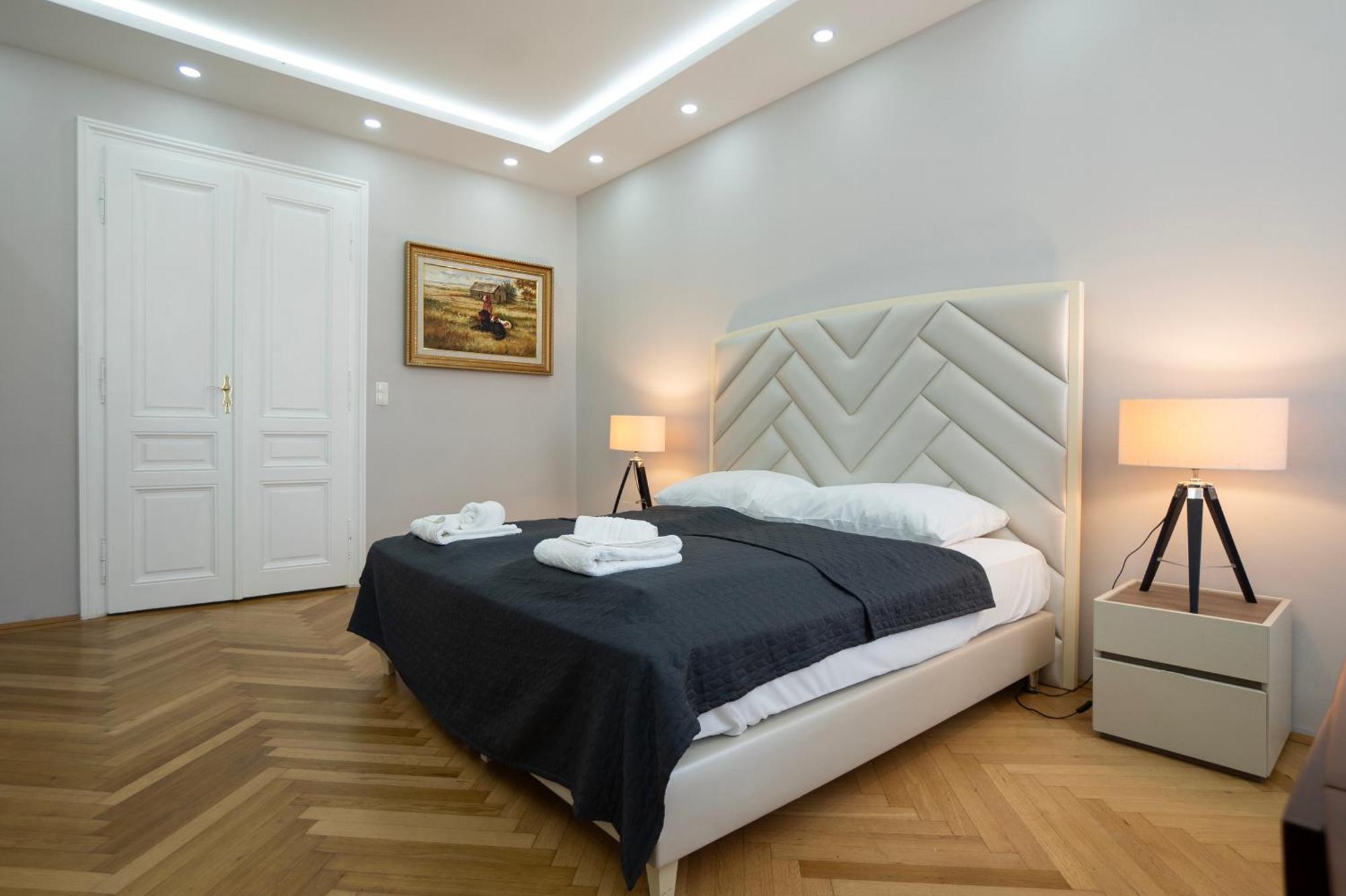 Charming 2-Room Apartment With Balcony, 15 Min To Center Vienna Esterno foto