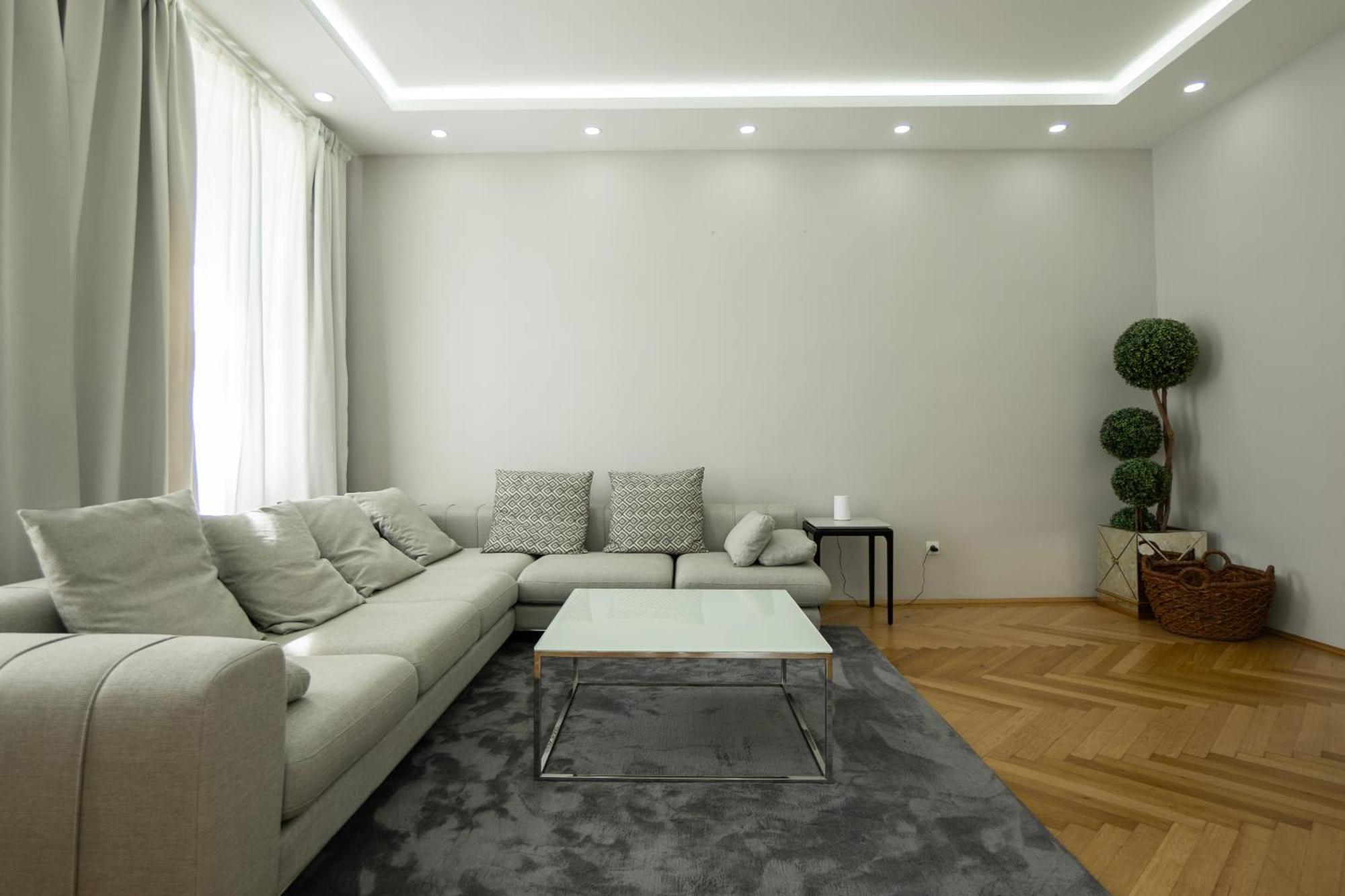 Charming 2-Room Apartment With Balcony, 15 Min To Center Vienna Esterno foto