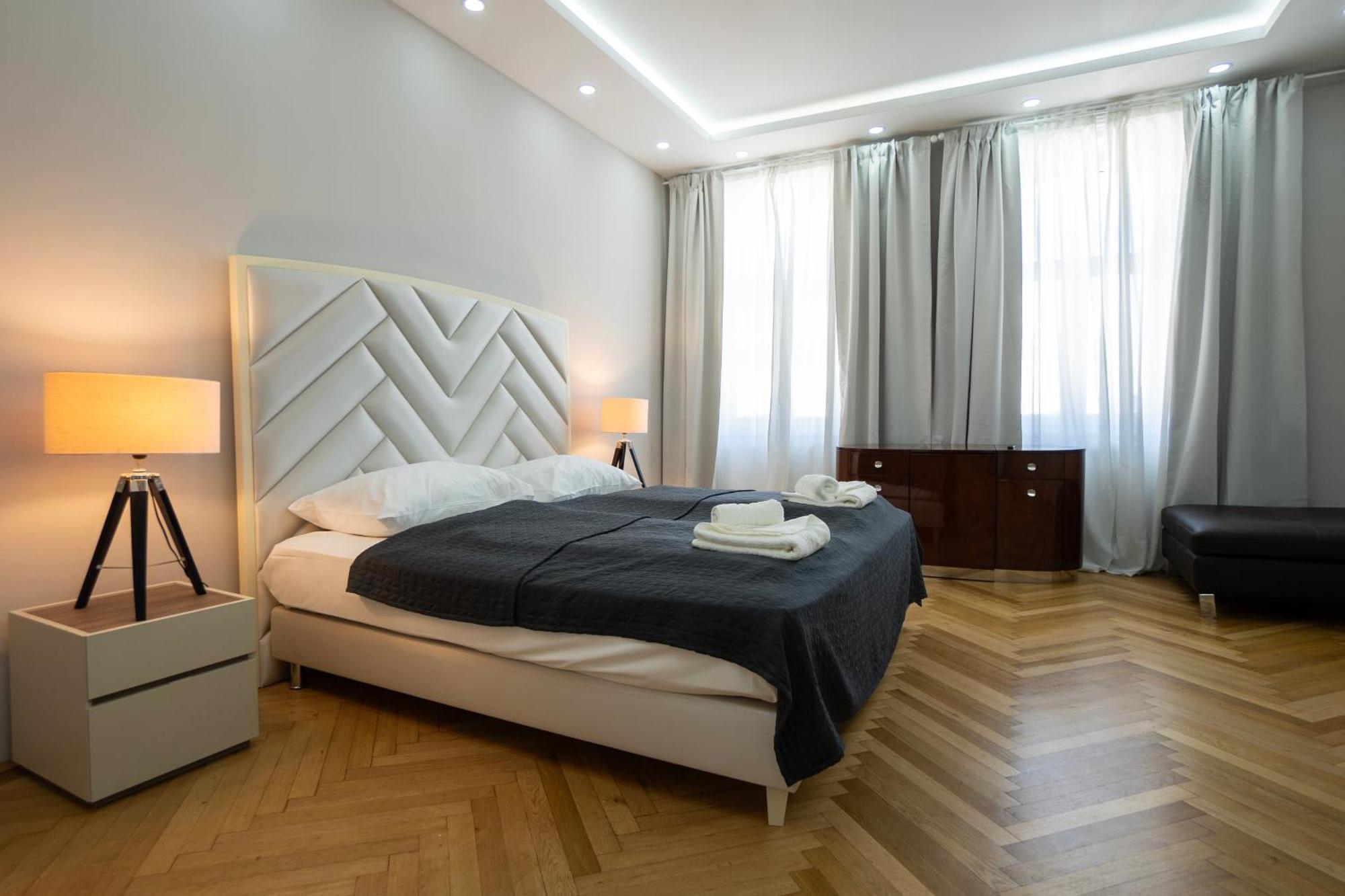 Charming 2-Room Apartment With Balcony, 15 Min To Center Vienna Esterno foto