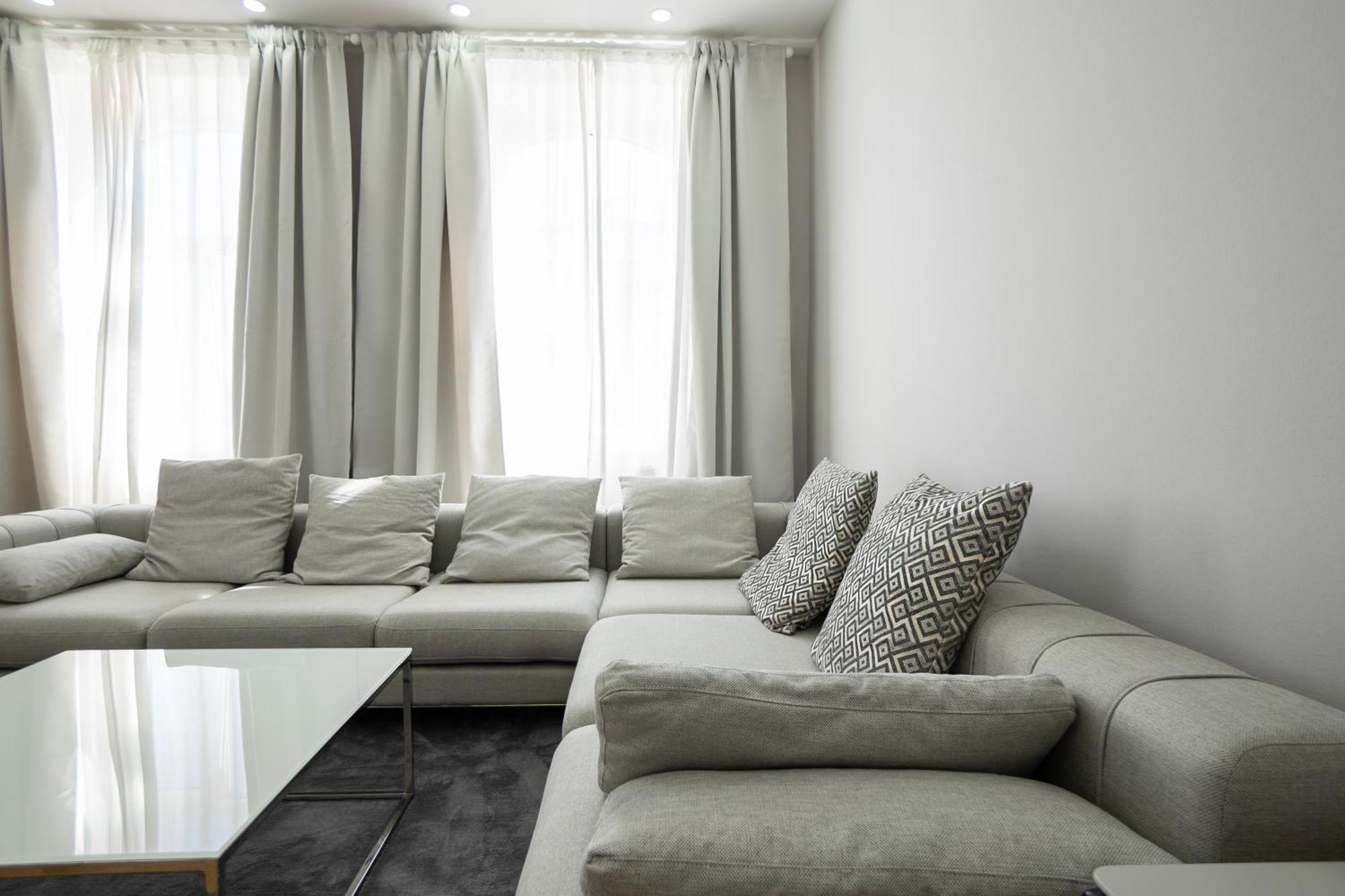Charming 2-Room Apartment With Balcony, 15 Min To Center Vienna Esterno foto